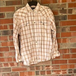 Men’s flannel Plaid Button-Up Shirt